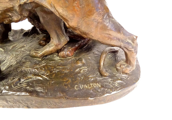 Grande scultura in bronzo di Charles Valton con due leonesse, scultore di animali, XIX secolo