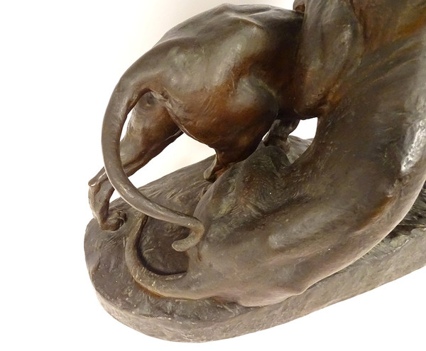 Grande scultura in bronzo di Charles Valton con due leonesse, scultore di animali, XIX secolo