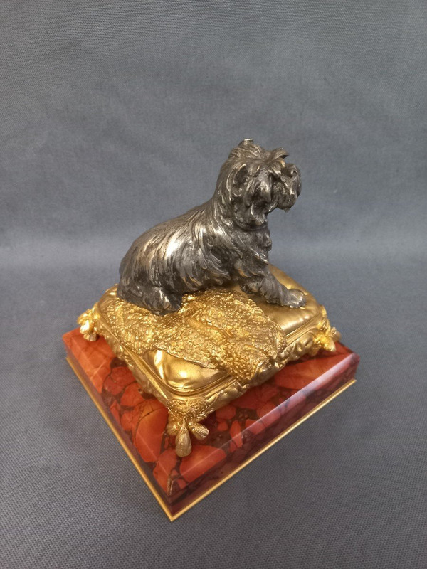 P Lecourtier Schmuckkästchen aus Silberbronze und vergoldeter Bronze