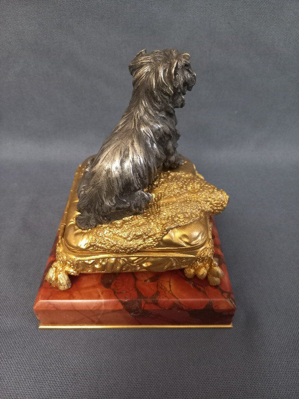 P Lecourtier Schmuckkästchen aus Silberbronze und vergoldeter Bronze