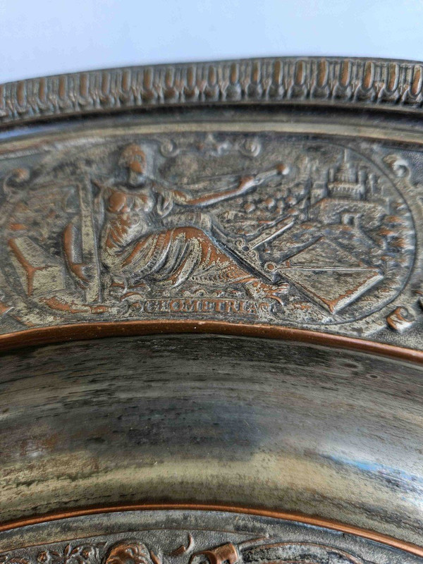 Briot François (1550-1616) tray, original in the Louvre