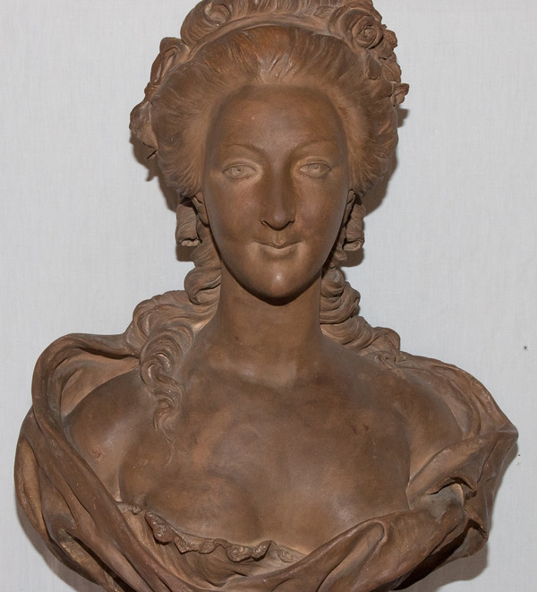 Busto in terracotta di Maria Antonietta B Feinberg, fine del XIX secolo