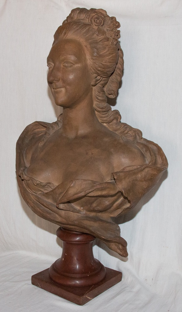 Busto in terracotta di Maria Antonietta B Feinberg, fine del XIX secolo