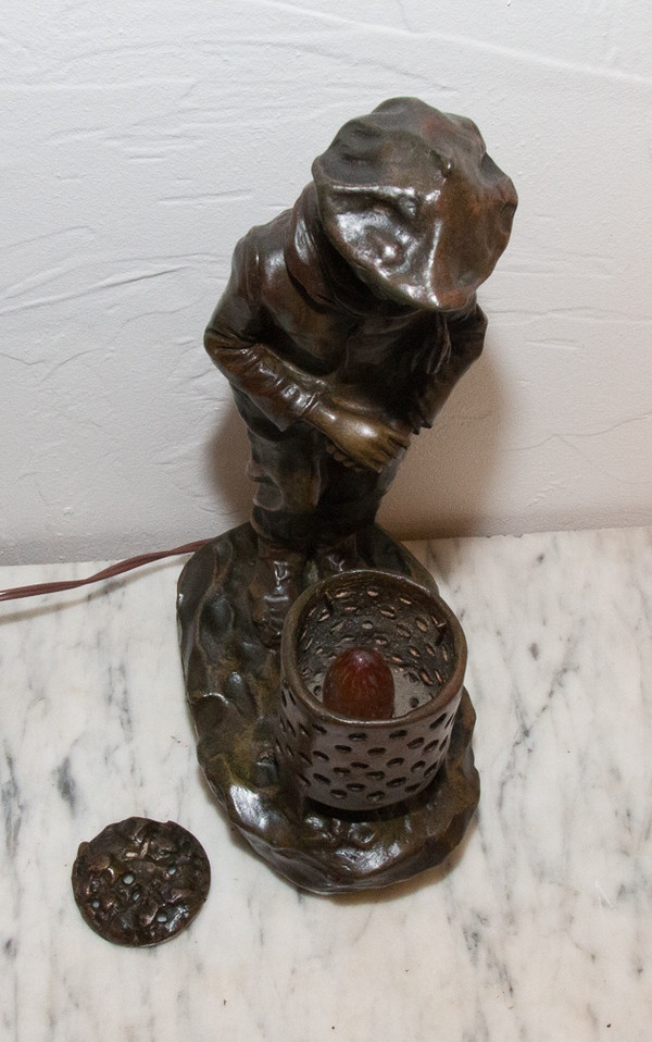 Luce Notturna In Bronzo Firmata J Cardona Epoca 1900