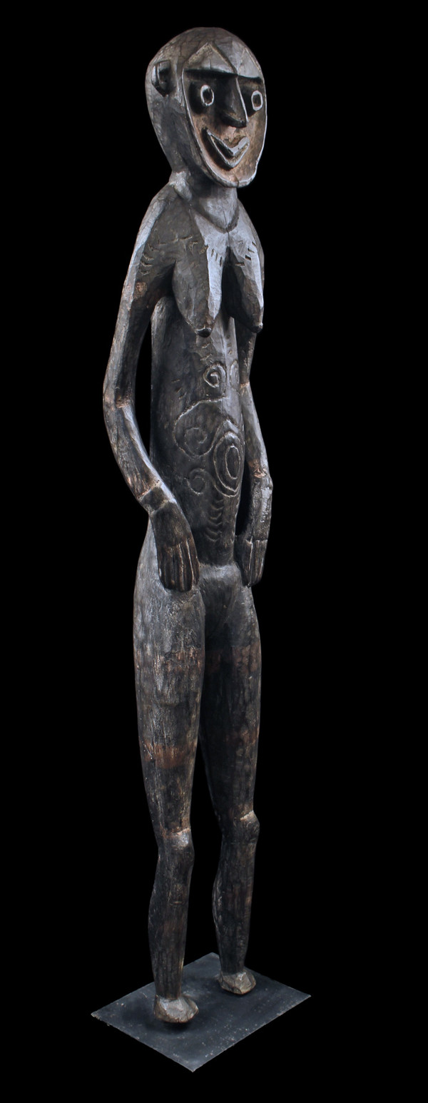 Figure de culte Nogwi, sculpture, art tribal, Papouasie Nouvelle Guinée, art océanien, Statue