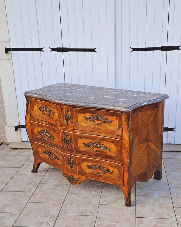 Commode Galbée Toutes Faces ép. Louis XV XVIIIème
