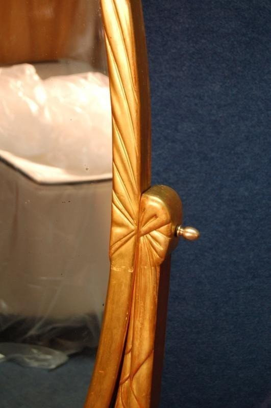 Art Deco Psyche In Carved Golden Wood And Inlaid Amaranth