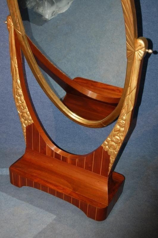 Art Deco Psyche In Carved Golden Wood And Inlaid Amaranth