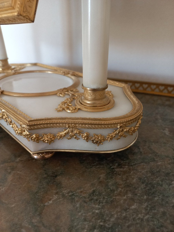 Louis XVI Psyche In Gilt Bronze And Carrara Marble Late 19th Century