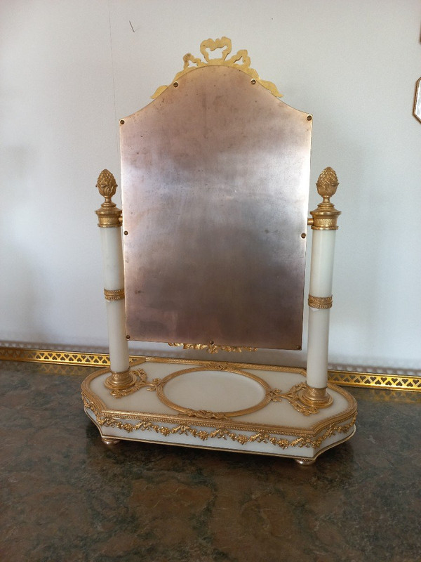 Louis XVI Psyche In Gilt Bronze And Carrara Marble Late 19th Century