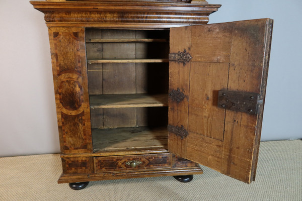 Buffet due corpi fine 17 inizio 18