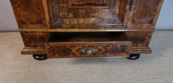 Buffet due corpi fine 17 inizio 18