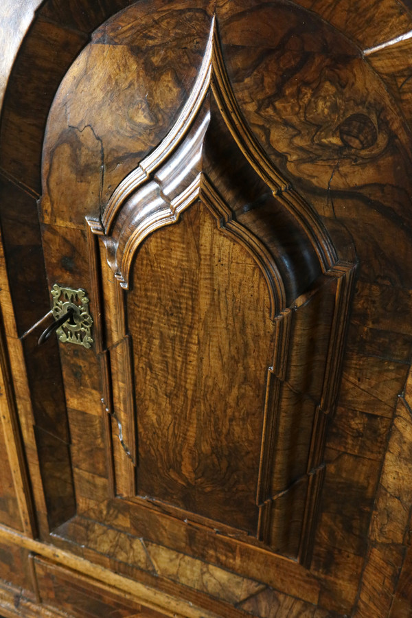 Buffet due corpi fine 17 inizio 18