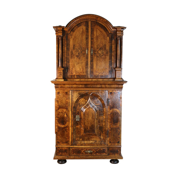 Buffet due corpi fine 17 inizio 18