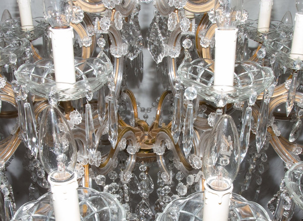 Large Italian Murano Chandelier with 24 Lights Mid 20th Century