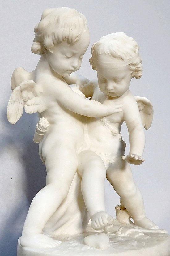  Alabaster sculpture "Two Loves Fighting for a Heart" after E-M. Falconet - XIXth
