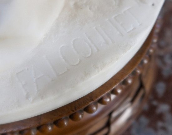  Alabaster sculpture "Two Loves Fighting for a Heart" after E-M. Falconet - XIXth