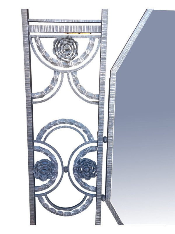 Art-Deco-Garderobe aus ramponiertem Eisen, 1930