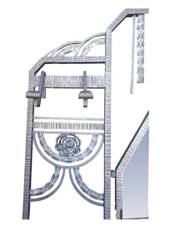 Art-Deco-Garderobe aus ramponiertem Eisen, 1930