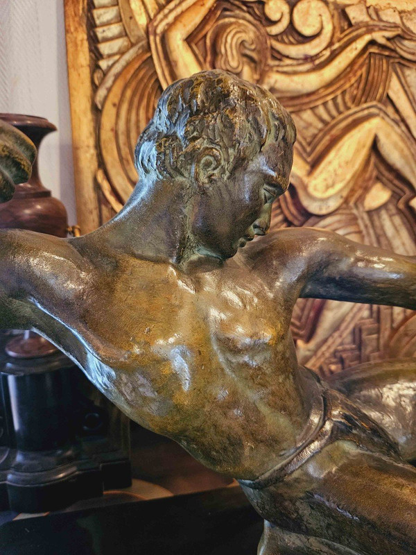 Arciere Art Déco Salvator Riolo in bronzo patinato