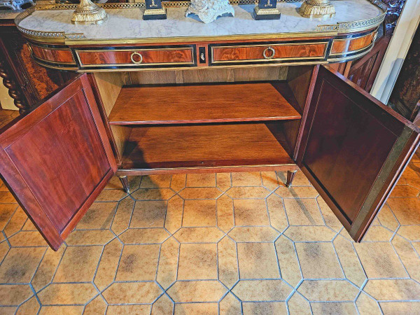  Mercier Frères Paris Grand Buffet with Louis XVI corners