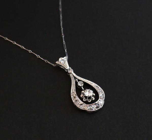 Art Deco Pendant with Diamonds, Platinum and Platinum Chain.