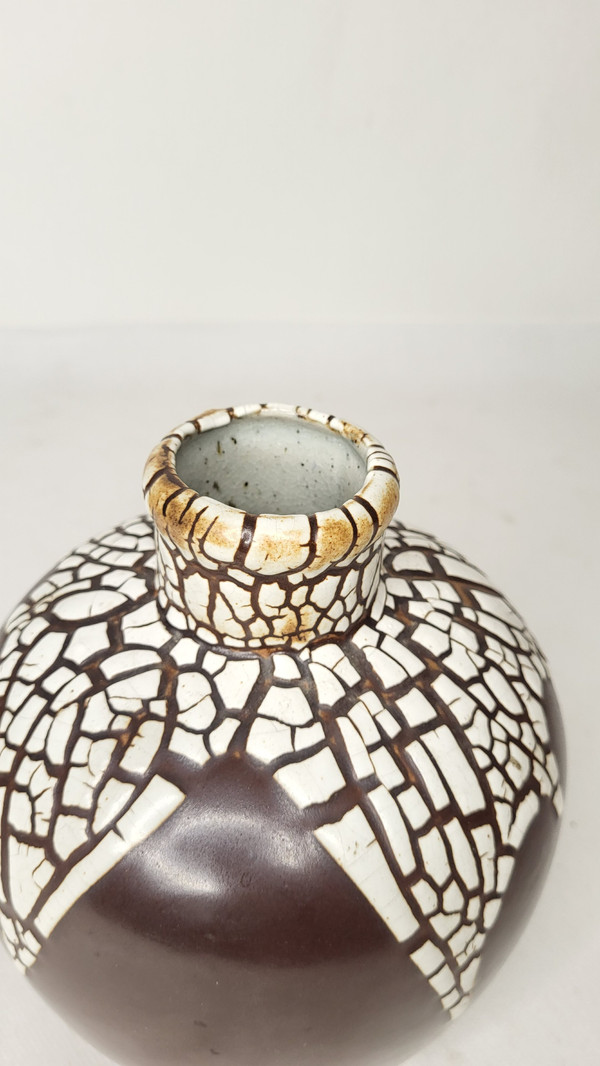 Vase en grès signé L. Pointu 