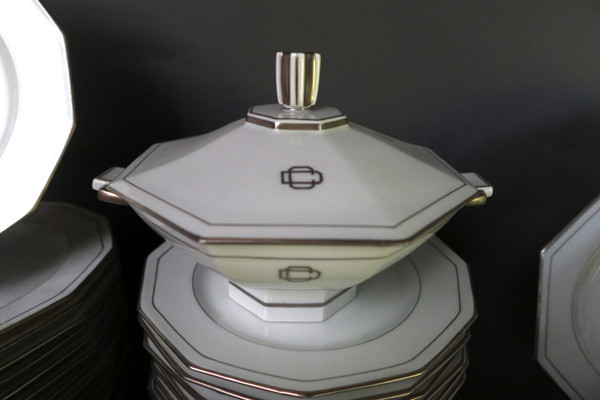 Art Deco porcelain dinner service