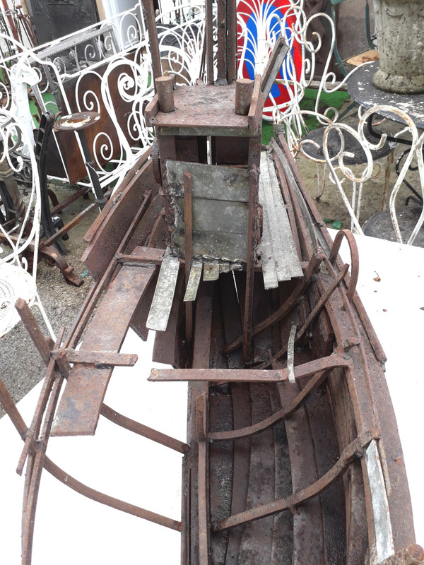Sculpture en fer pour déco jardin d'un bateau de pêche année 50