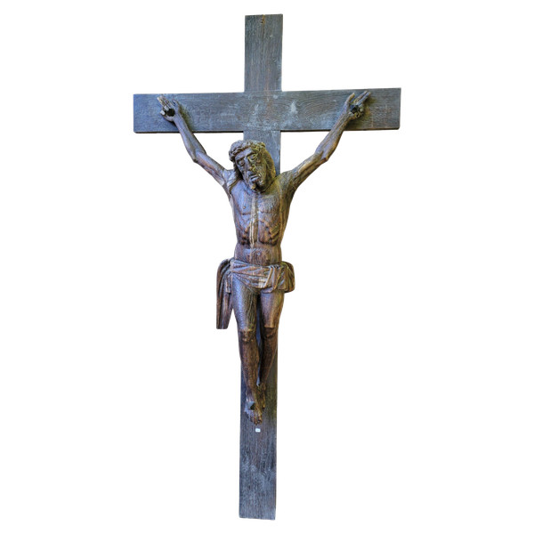 Large carved wooden Christ with inclined head surrounded by a crown of thorns 17th century