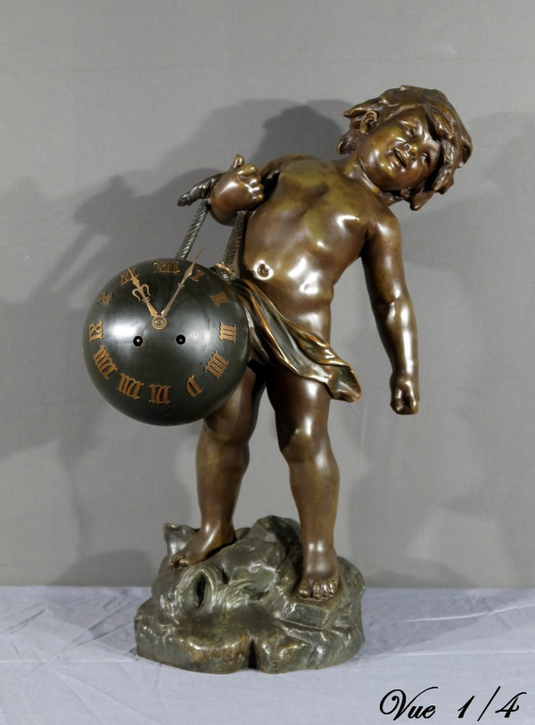 Regulate Clock, signed A. Moreau – Late 19th century