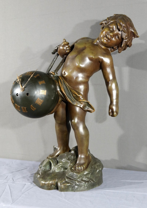 Regulate Clock, signed A. Moreau – Late 19th century