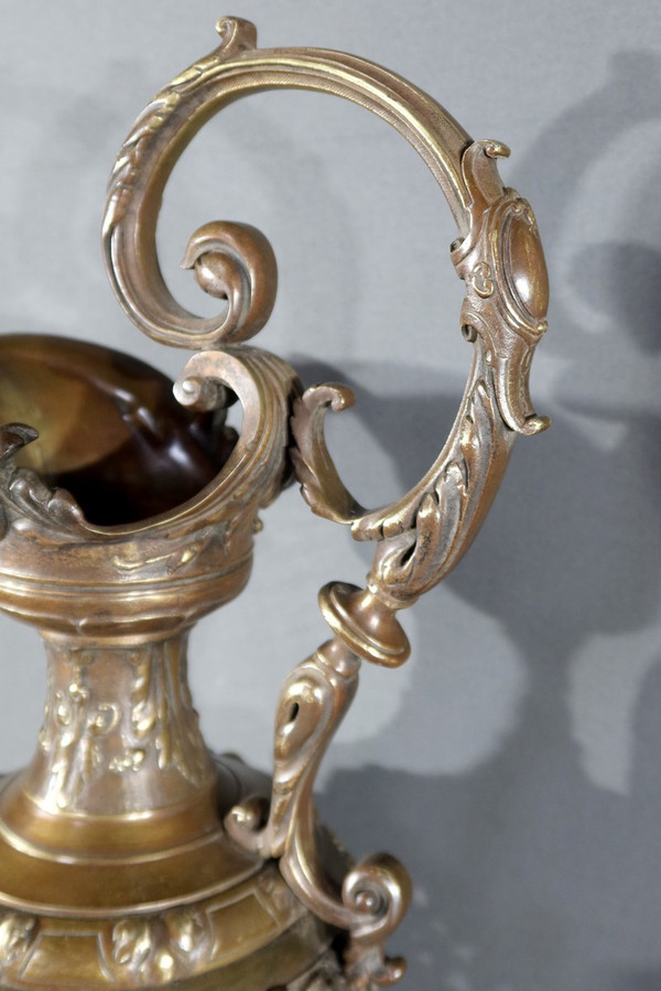 Pair of Bronze Ewers, Art Nouveau – 1910