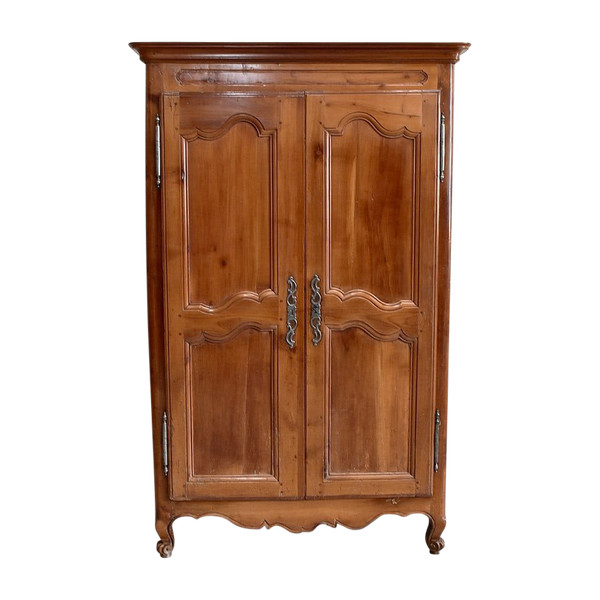 Kleiner Kleiderschrank aus Kirschholz, Region Angers, Stil Louis XV – 19. Jahrhundert
