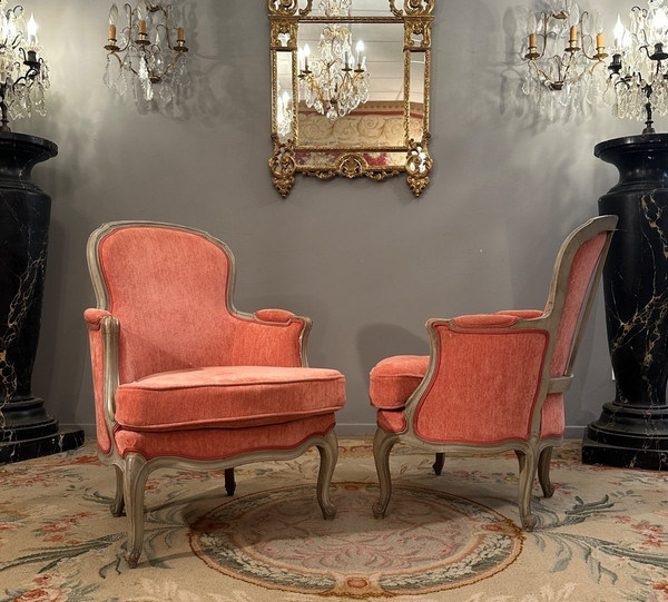 Paire De Bergères En Bois Laqué De Style Louis XV Epoque XIXème