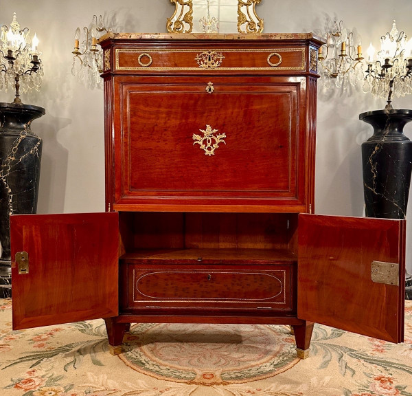Etienne Levasseur, Secretaire En Acajou Estampillé d'Epoque Louis XVI Vers 1770