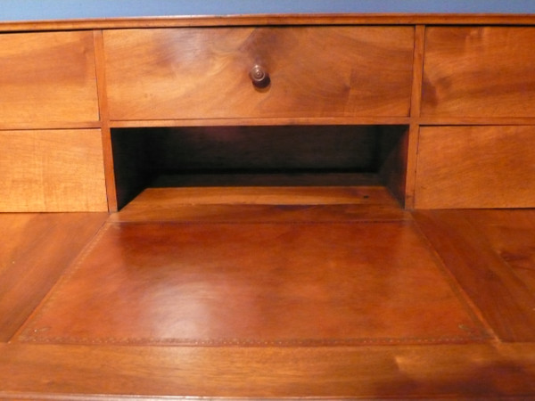 Bureau à gradin en noyer d’époque Louis-Philippe