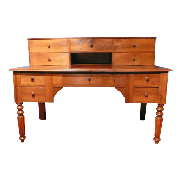 Bureau à gradin en noyer d’époque Louis-Philippe