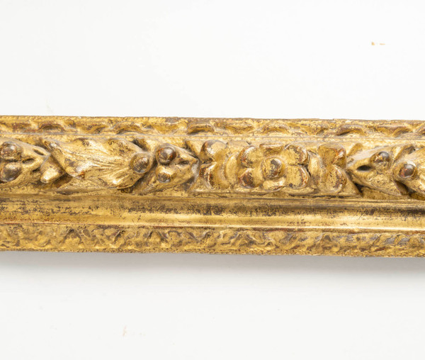 Cadre en bois sculpté d'époque Louis XIII