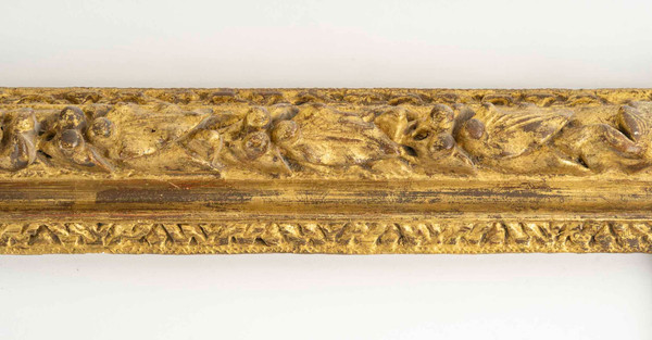 Cadre en bois sculpté d'époque Louis XIII