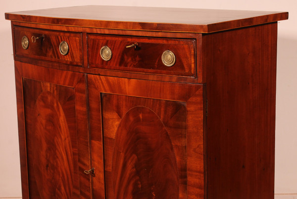 Credenza in mogano Sheraton di Giorgio III - XVIII secolo
