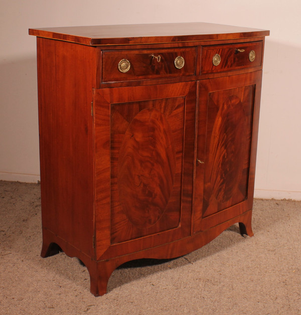 Credenza in mogano Sheraton di Giorgio III - XVIII secolo