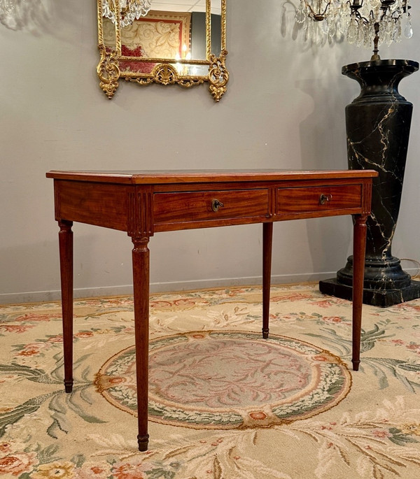 Bureau Plat En Acajou d'Epoque Louis XVI Vers 1780