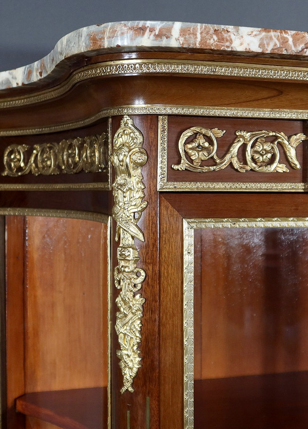 Mahogany display case, Louis XV Louis XVI Transition style - 1900