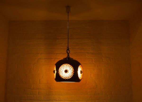 Hanging lamp in glazed ceramic & brass.