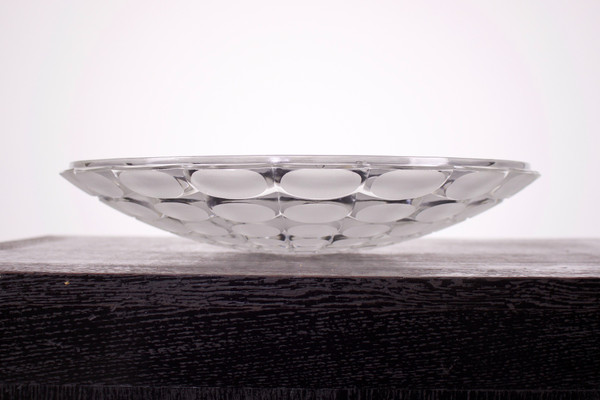Kinetic ceiling light
