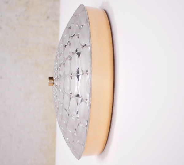Kinetic ceiling light