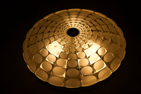 Kinetic ceiling light