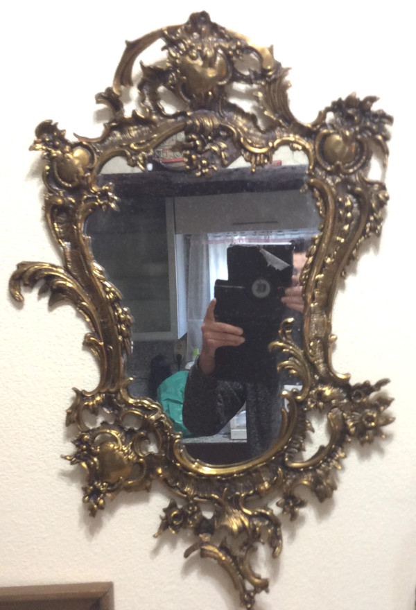 Konturenspiegel aus vergoldeter Bronze Stil Louis XV