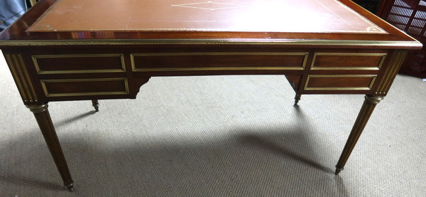 Bureau style Louis XVI